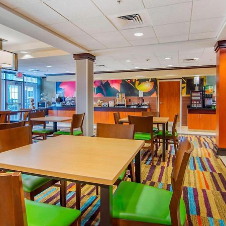 Fairfield Inn & Suites Hooksett Manchester Exterior photo